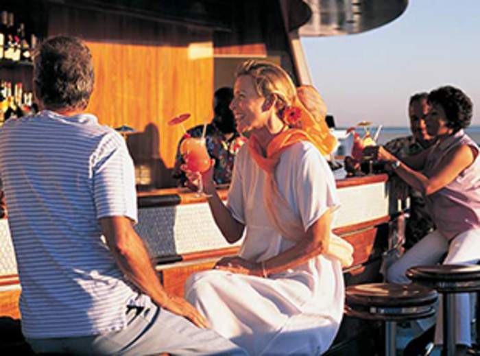 Norwegian Cruise Line Norwegian Epic Exterior Waves Pool Bar.jpg